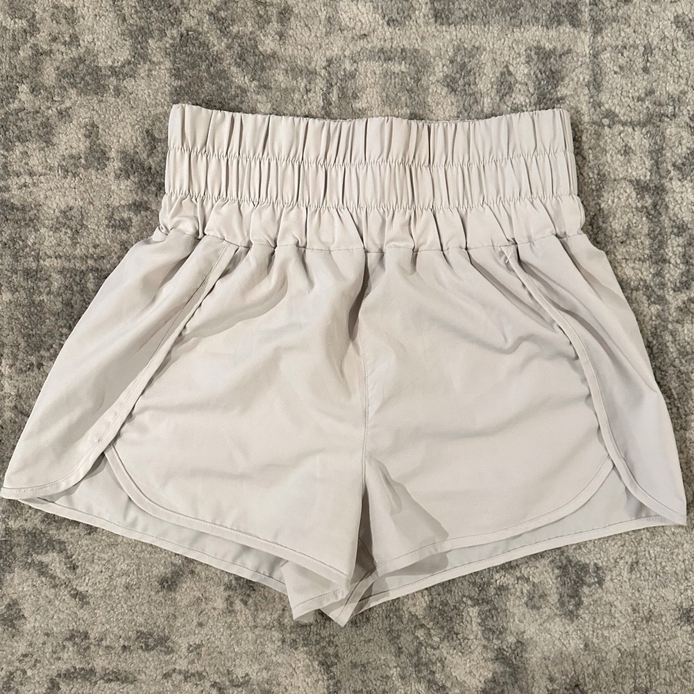 Pink Lily Errands to Run High Waisted Shorts, Beige, Medium